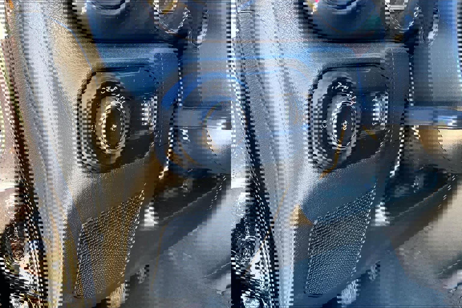 Used 2023 Jeep Wrangler Unlimited Sport image 36