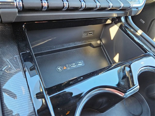 New 2025 GMC Yukon Elevation image 26