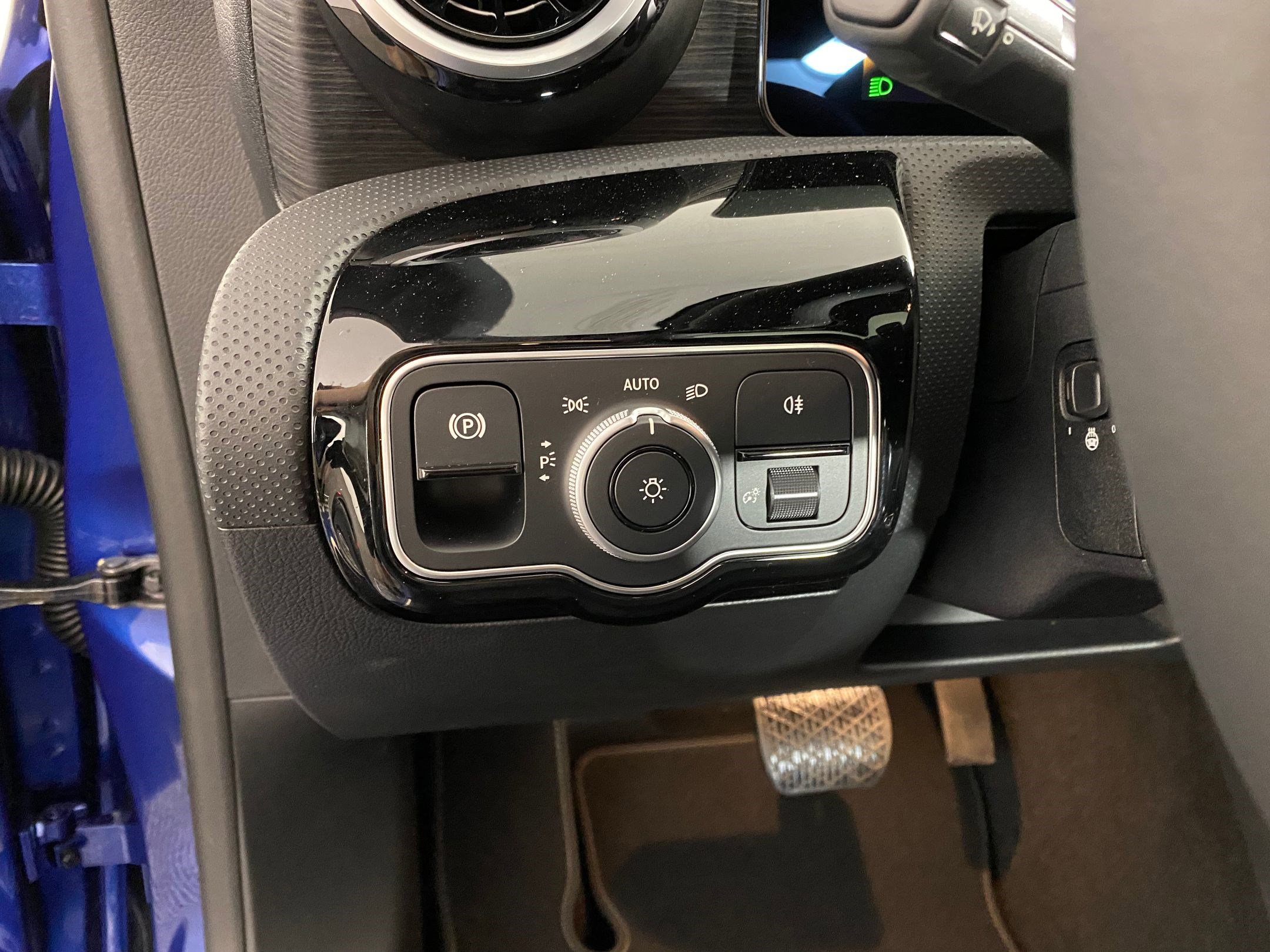 Certified 2026 Mercedes-Benz CLA 250 4MATIC image 17