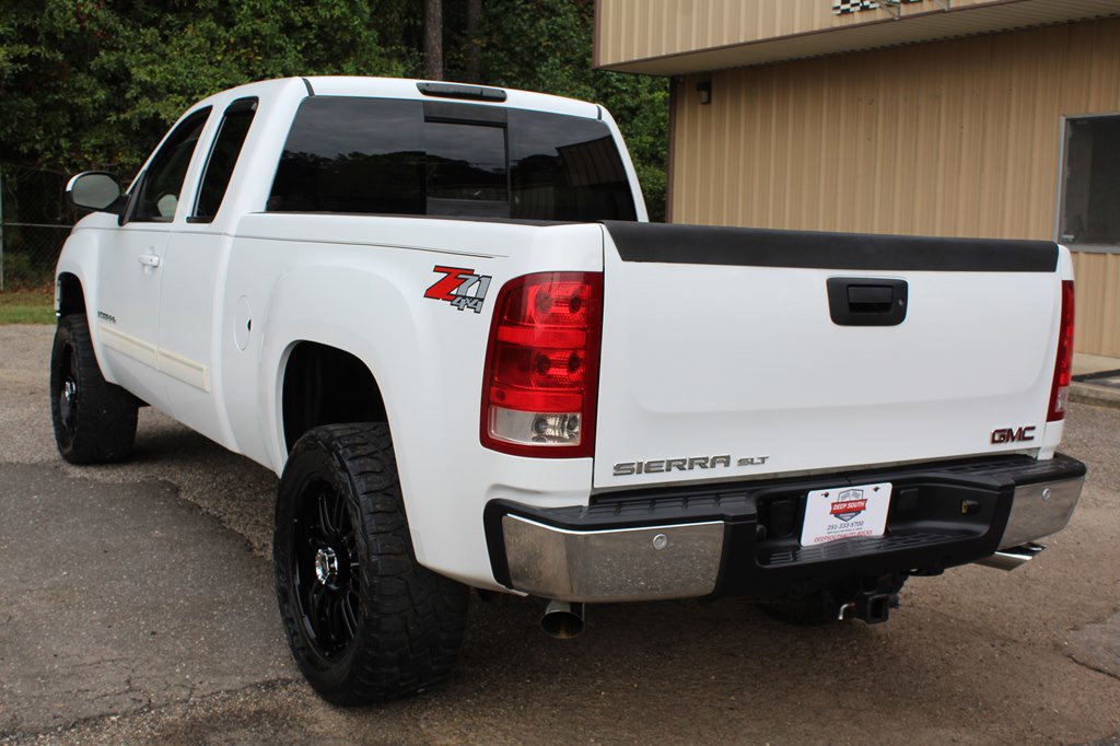 Used 2008 GMC Sierra 1500 SLT w/ SLT Preferred Package image 18