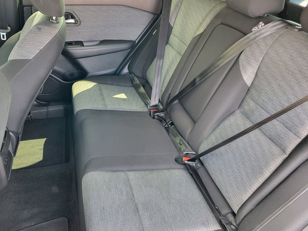 Used 2023 Nissan Rogue SV image 27