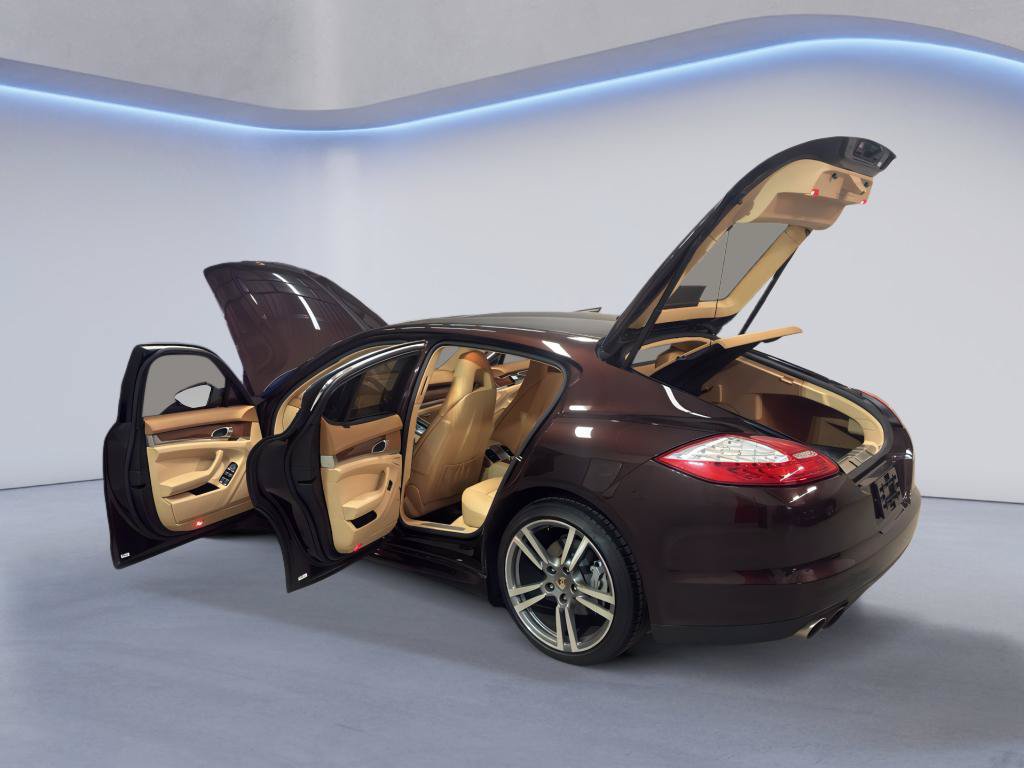 Used 2010 Porsche Panamera S RWD image 12