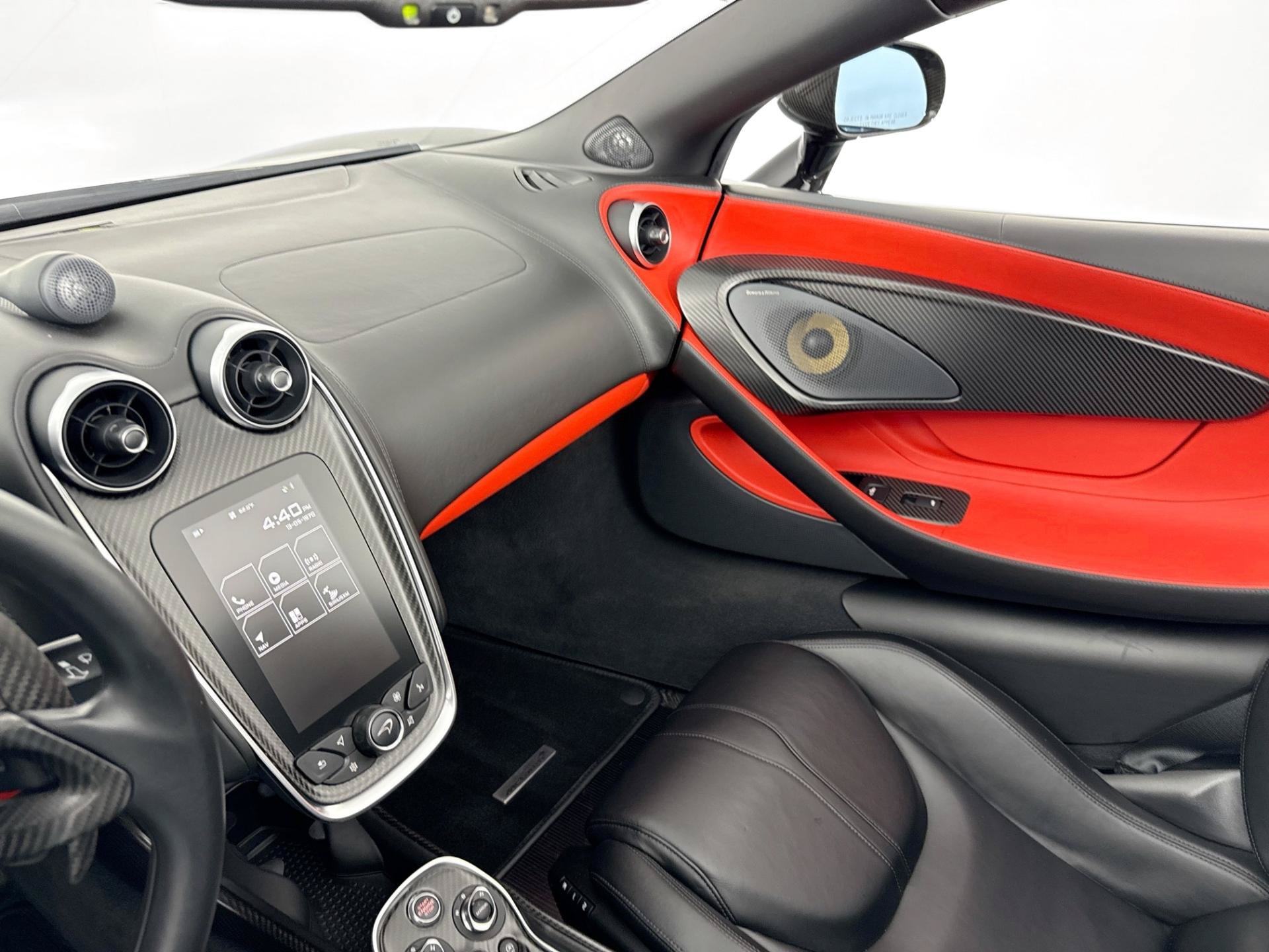 Used 2020 McLaren 600LT Spider RWD image 24