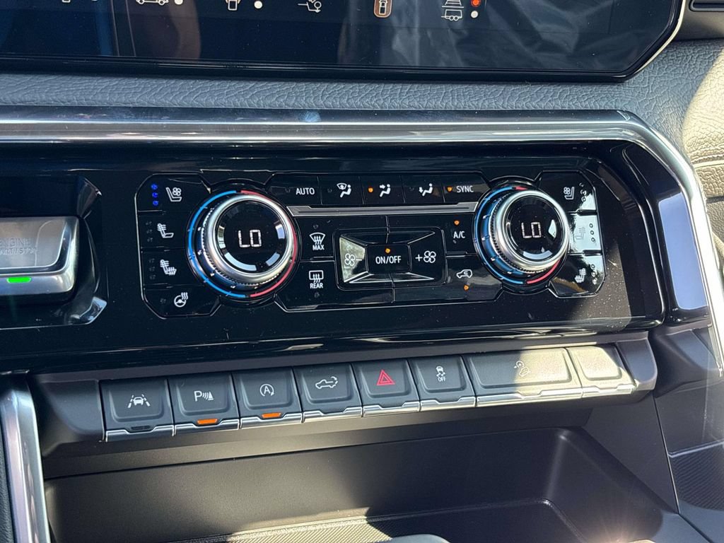 New 2026 GMC Sierra 1500 Denali AWD/4WD image 17