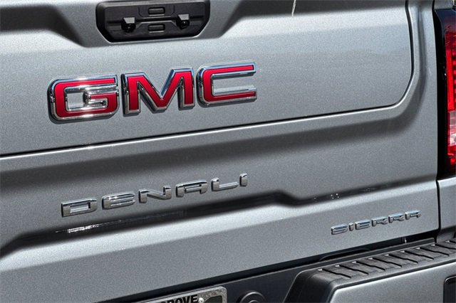 New 2026 GMC Sierra 1500 Denali w/ Denali Reserve Package image 33