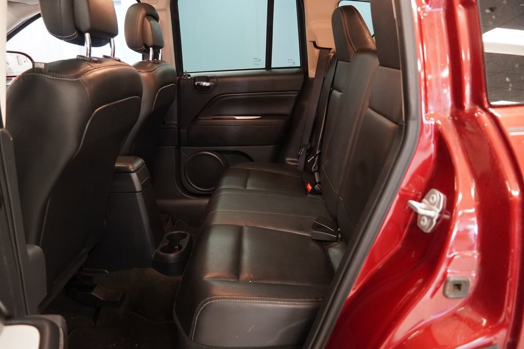 Used 2016 Jeep Compass High Altitude AWD/4WD image 26