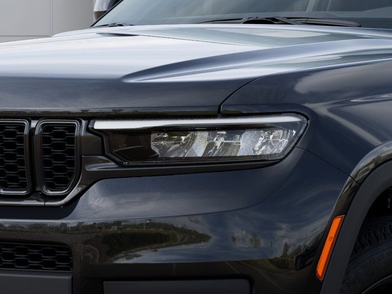 New 2025 Jeep Grand Cherokee L Altitude image 10