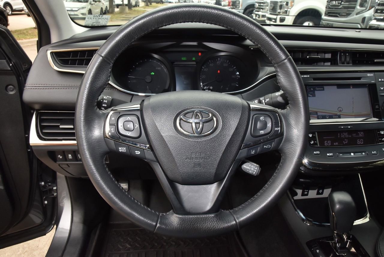 Used 2018 Toyota Avalon XLE Premium image 22