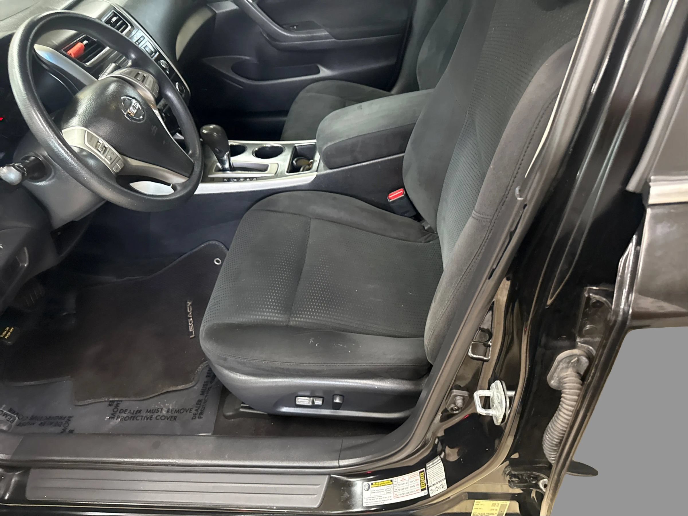 Used 2014 Nissan Altima 2.5 S w/ Sport Value Package FWD image 10
