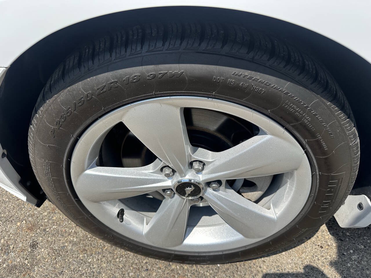Used 2014 Ford Mustang GT Premium RWD image 29