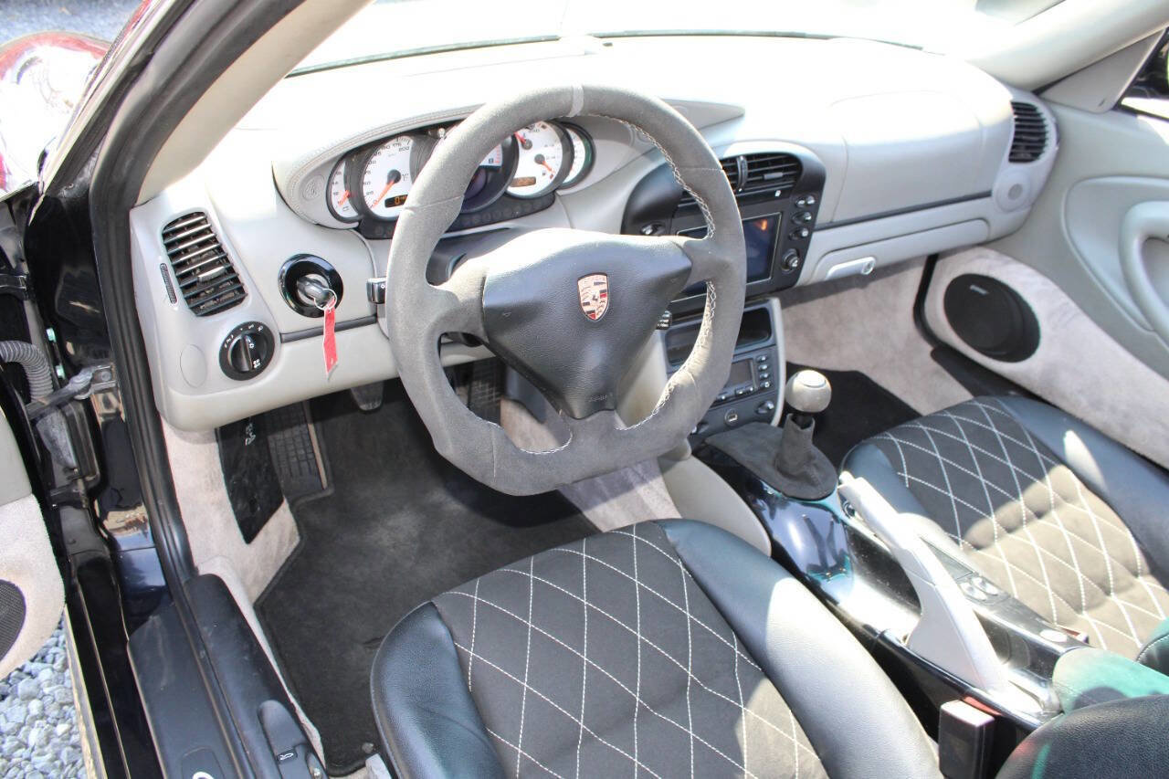 Used 2003 Porsche 911 Carrera 4 image 21