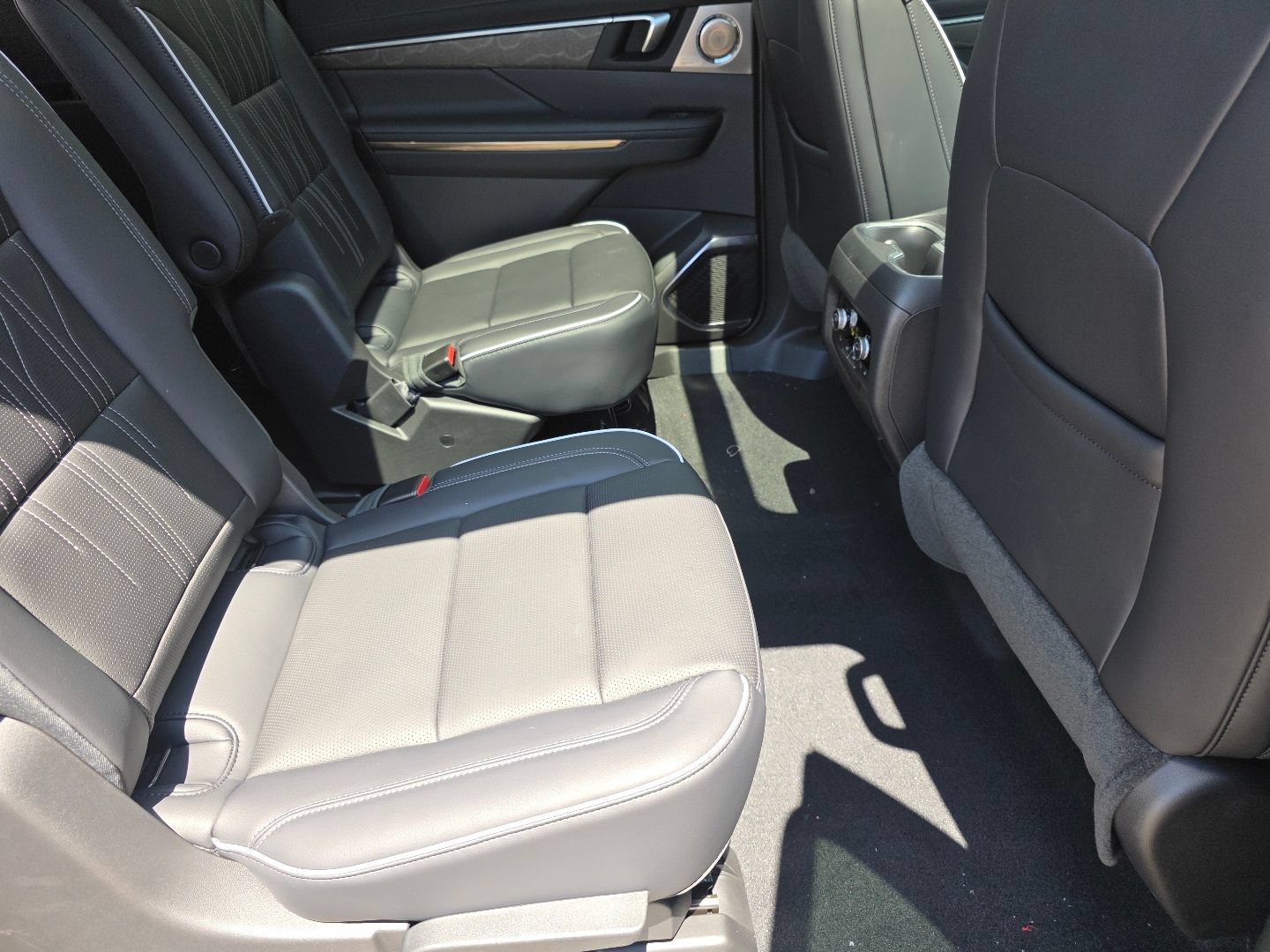 New 2026 Buick Enclave Avenir w/ Super Cruise Package AWD/4WD image 24