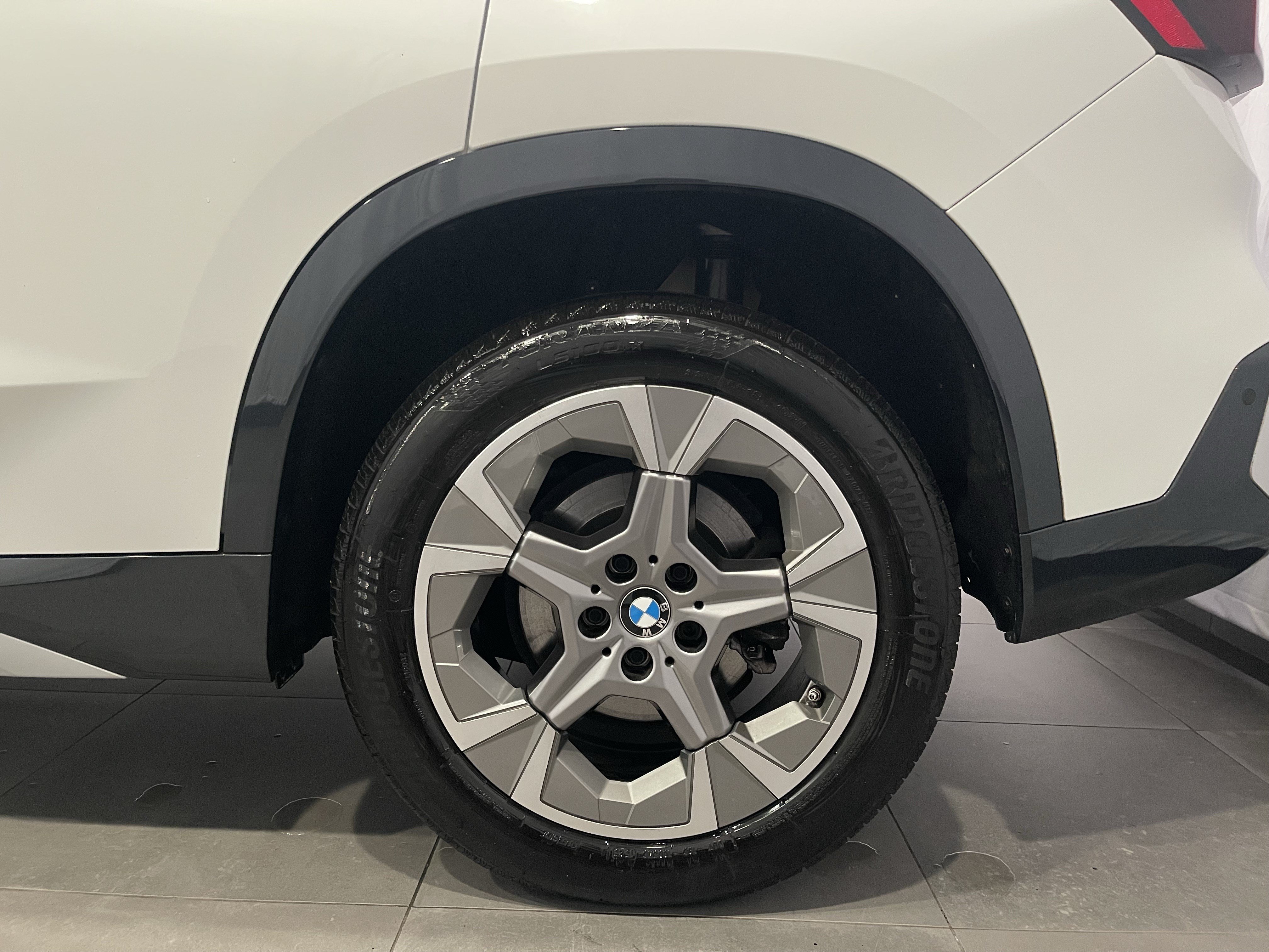 Used 2024 BMW X1 xDrive28i w/ Technology Package AWD/4WD image 8