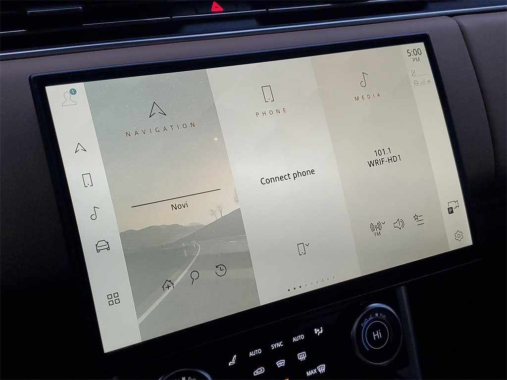 Used 2023 Land Rover Range Rover SE image 19