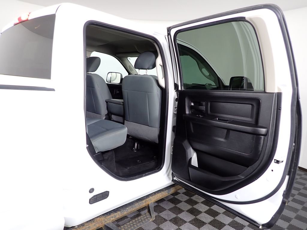 Used 2017 RAM 2500 Tradesman w/ Chrome Appearance Group image 41