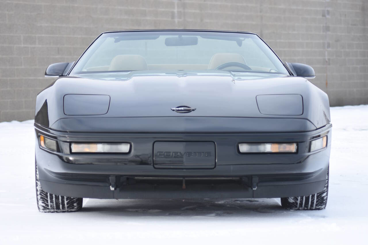 Used 1994 Chevrolet Corvette Convertible image 10