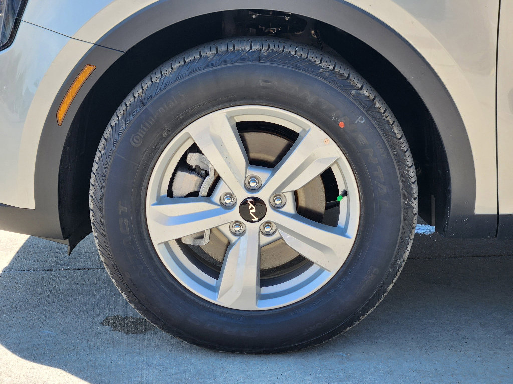 New 2026 Kia Sorento LX image 7