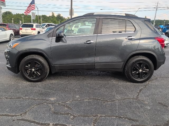 Used 2017 Chevrolet Trax LT w/ LT Convenience Package AWD/4WD image 5