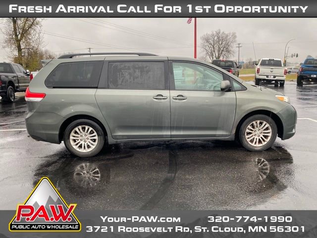 Used 2014 Toyota Sienna XLE