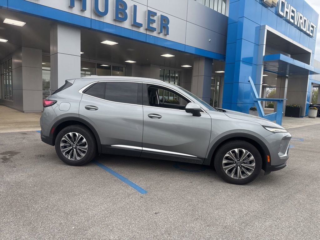 Used 2025 Buick Envision Preferred image 23