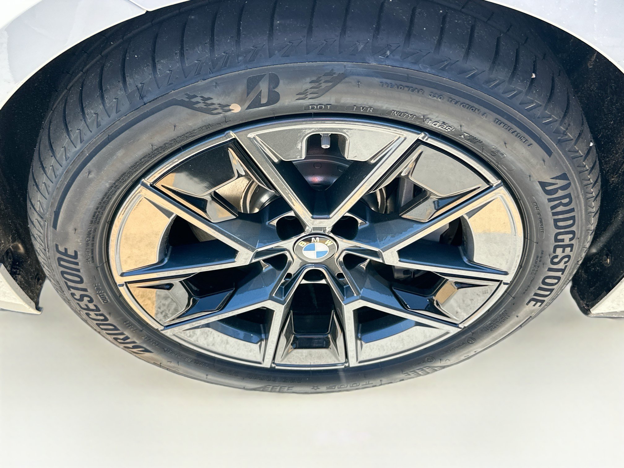 Certified 2025 BMW i4 eDrive40 w/ Parking Assistance Package RWD image 27
