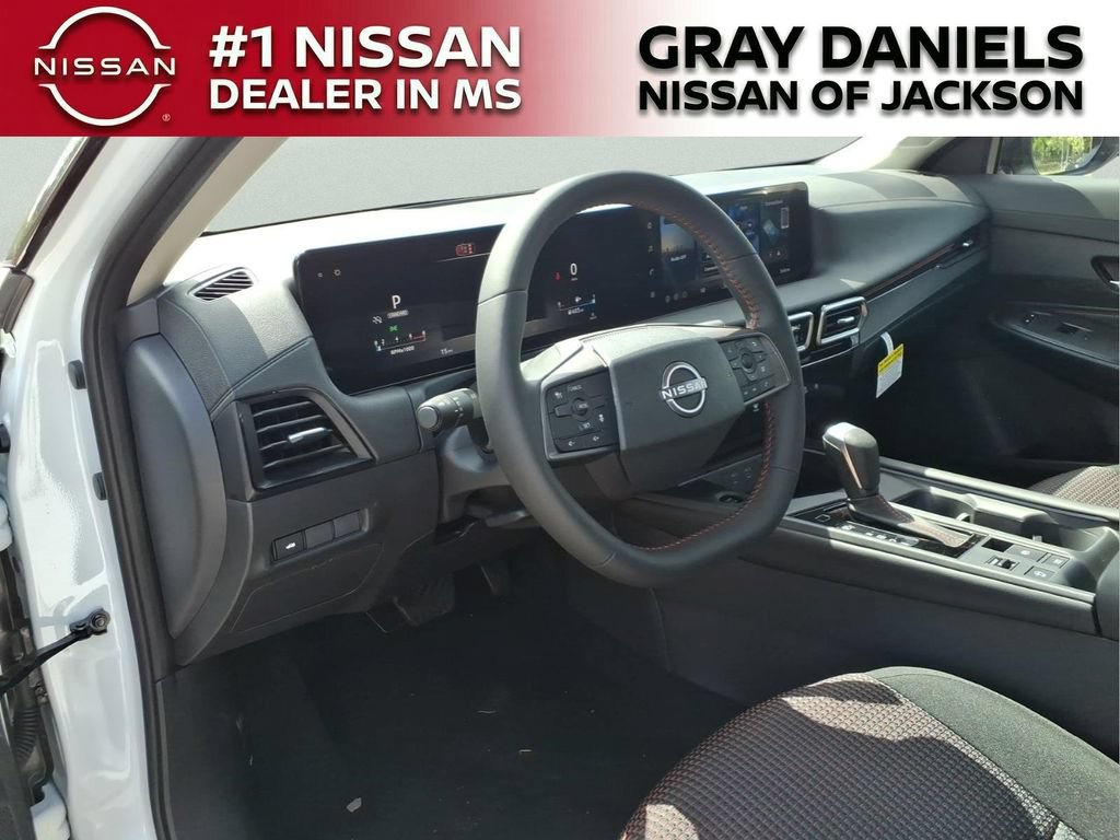New 2026 Nissan Sentra SR w/ Floor Mat Package FWD image 9