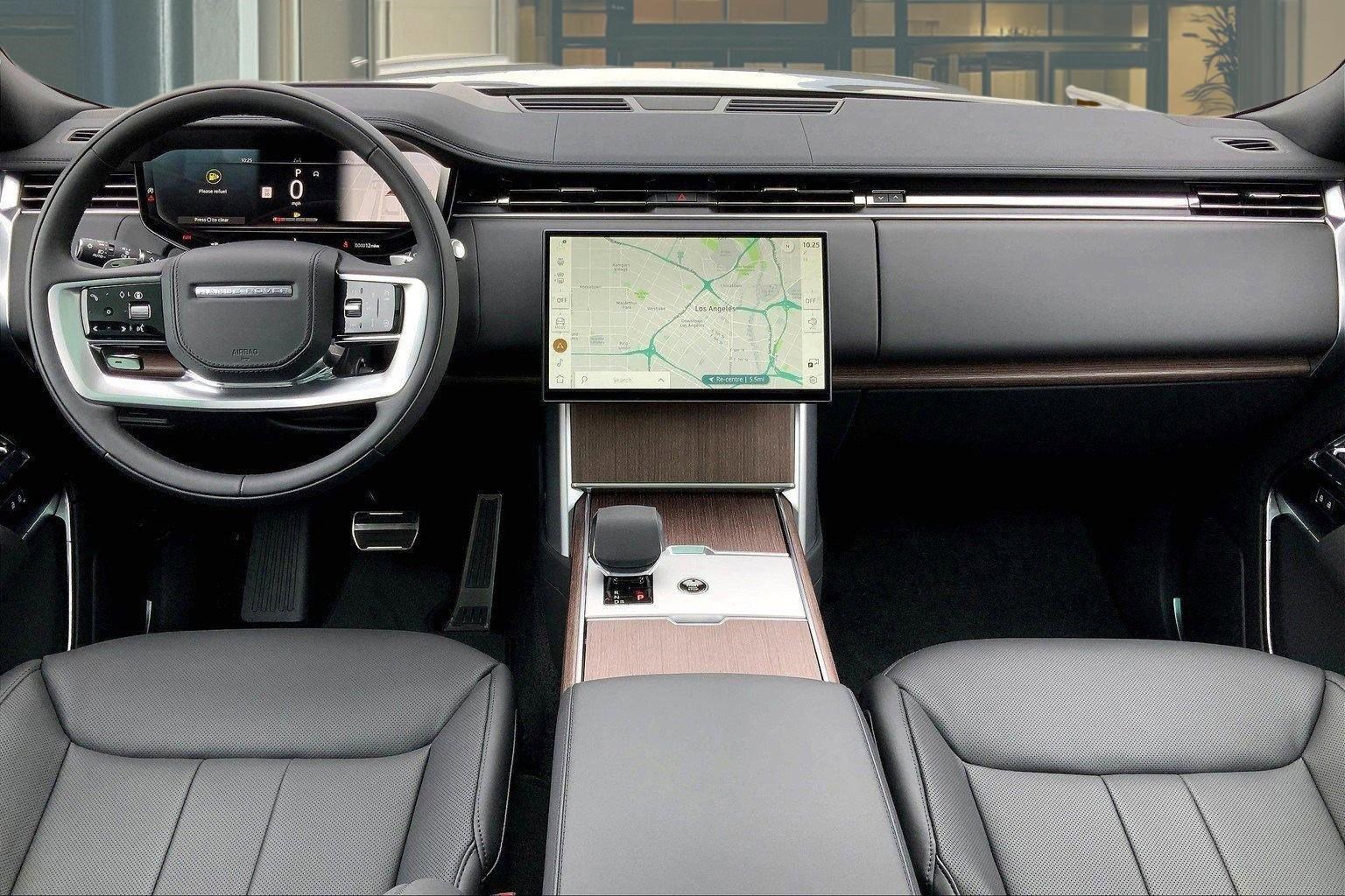 New 2025 Land Rover Range Rover Long Wheelbase SE AWD/4WD image 8