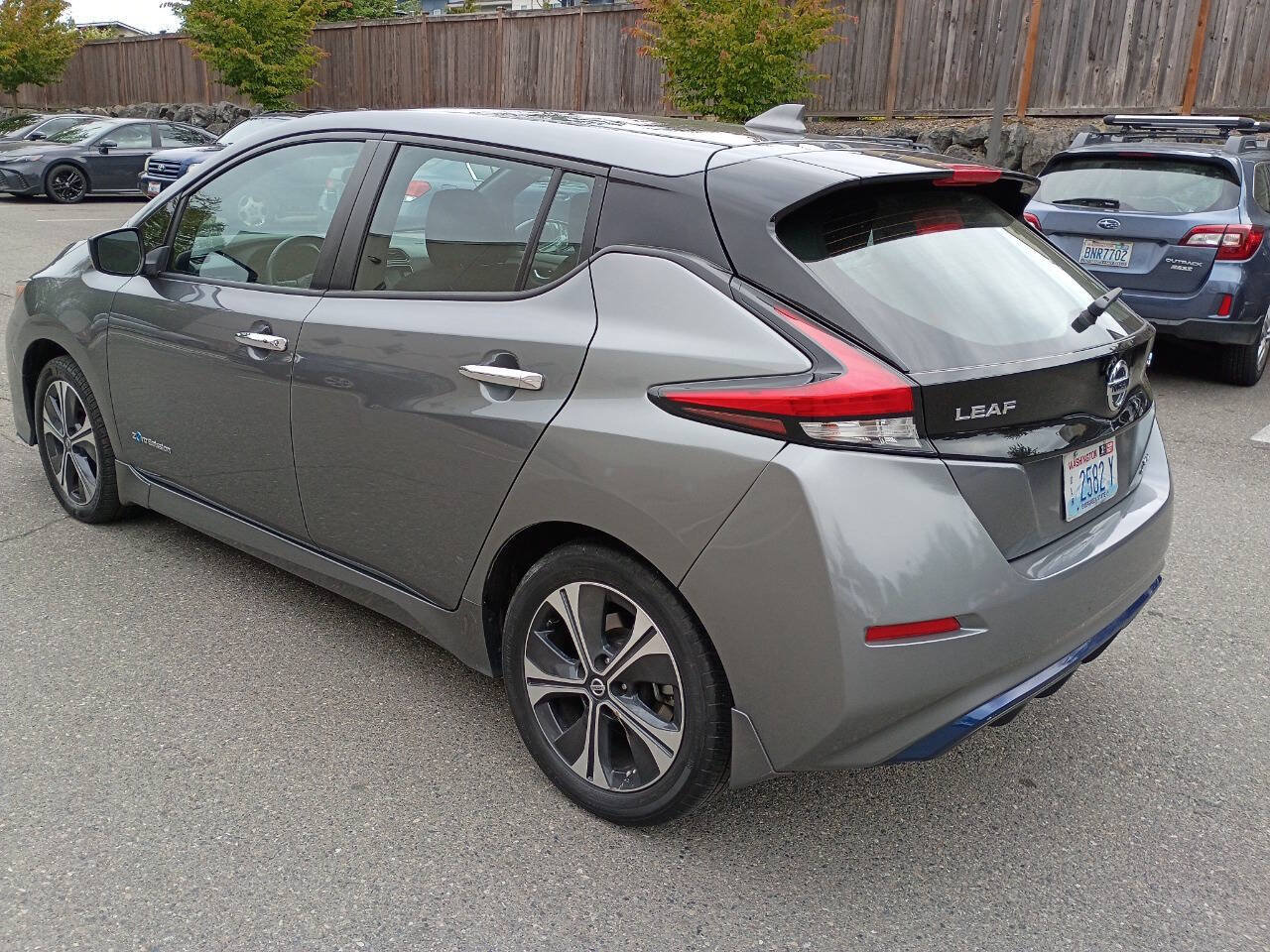 Used 2019 Nissan Leaf SV Plus w/ SV All Weather Package FWD image 5