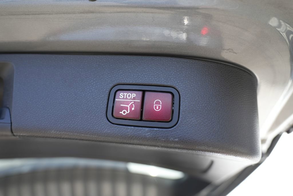 Used 2019 Mercedes-Benz GLS 450 4MATIC image 16