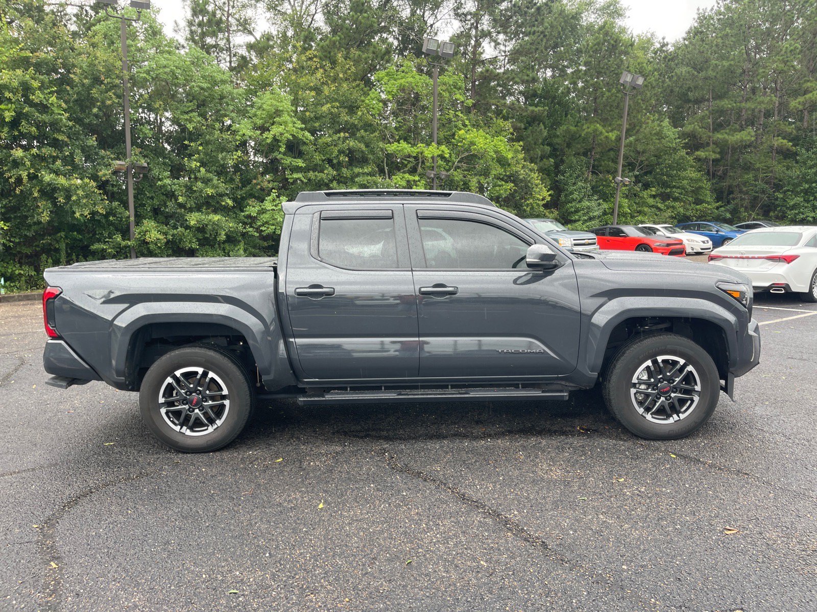 Used 2024 Toyota Tacoma TRD Sport w/ TRD Sport Upgrade Package AWD/4WD image 21