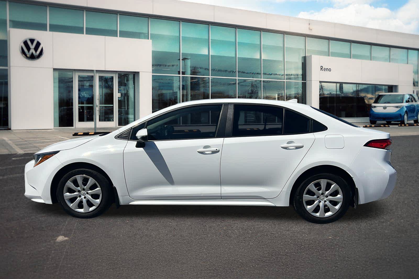 Used 2023 Toyota Corolla LE FWD image 8