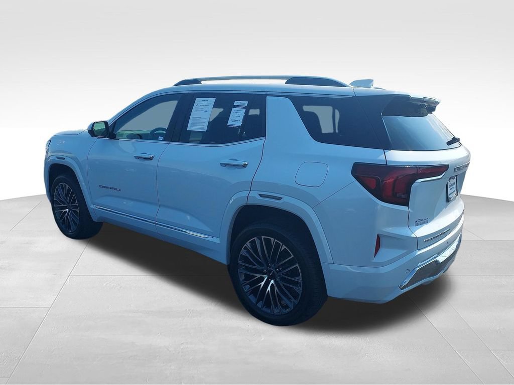 Used 2026 GMC Terrain Denali w/ LPO, Floor Liner Package AWD/4WD image 4