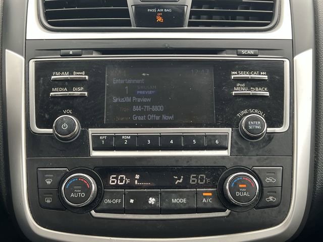 Used 2017 Nissan Altima 2.5 SL w/ Moonroof Package image 5