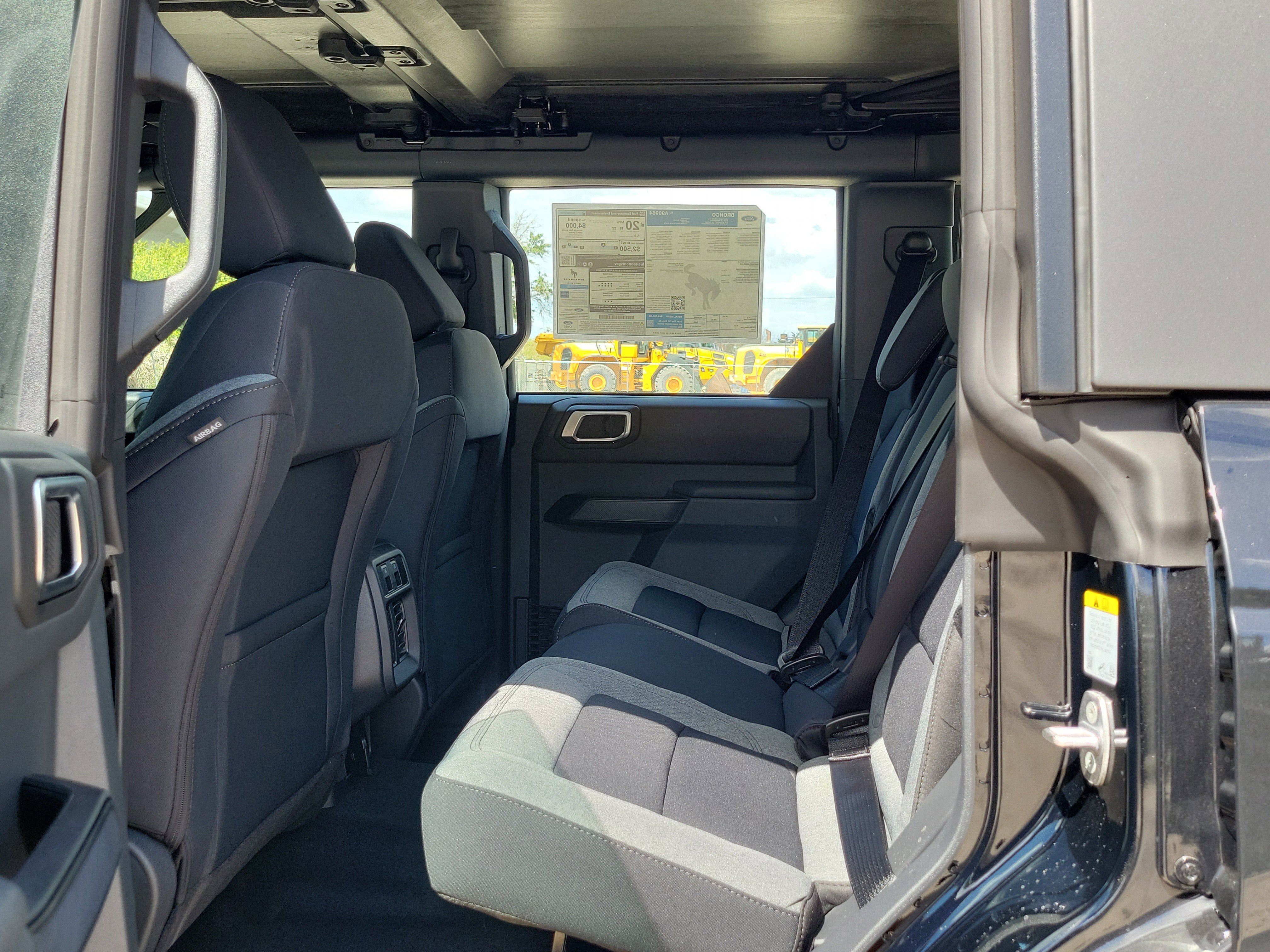 New 2026 Ford Bronco 4-Door AWD/4WD image 11