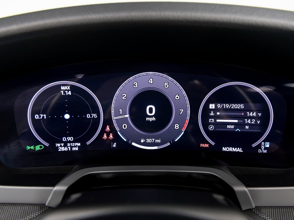 Certified 2025 Porsche 911 Carrera image 21