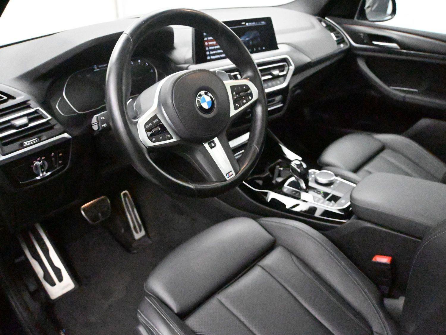 Used 2022 BMW X3 xDrive30i w/ M Sport Package image 2