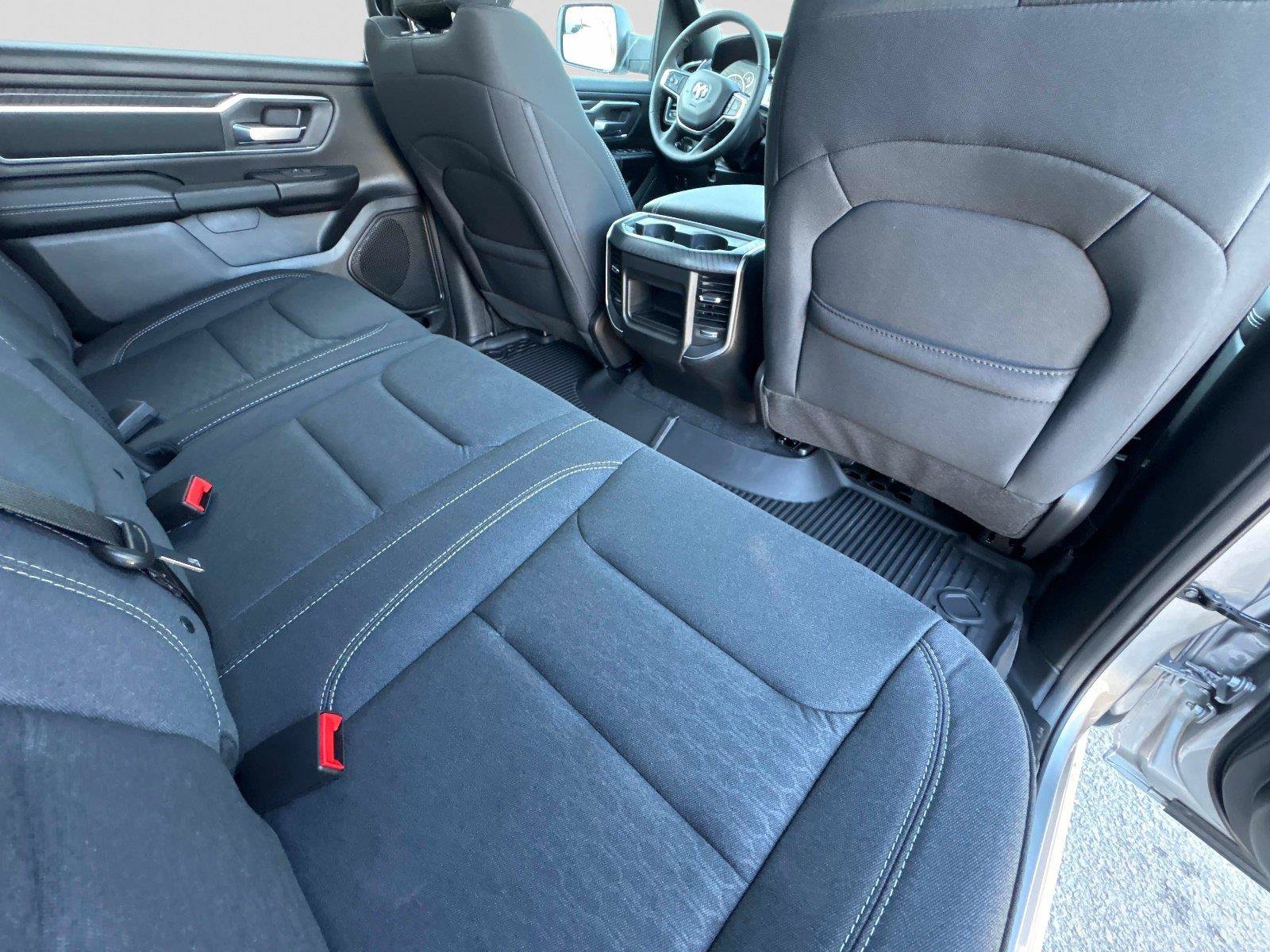 New 2026 RAM 1500 Big Horn AWD/4WD image 14