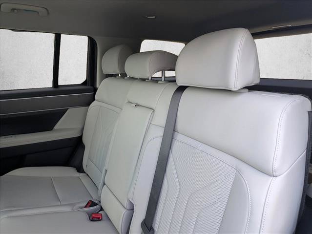 New 2026 Hyundai Santa Fe SEL w/ Tow & Go Package FWD image 18