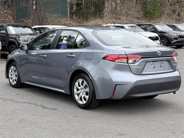 Certified 2025 Toyota Corolla LE image 3