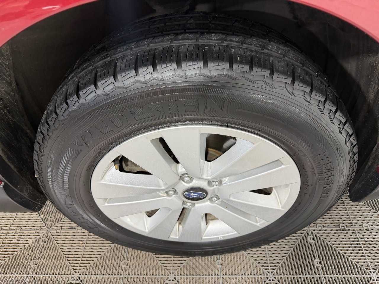 Used 2019 Subaru Outback 2.5i Premium image 11