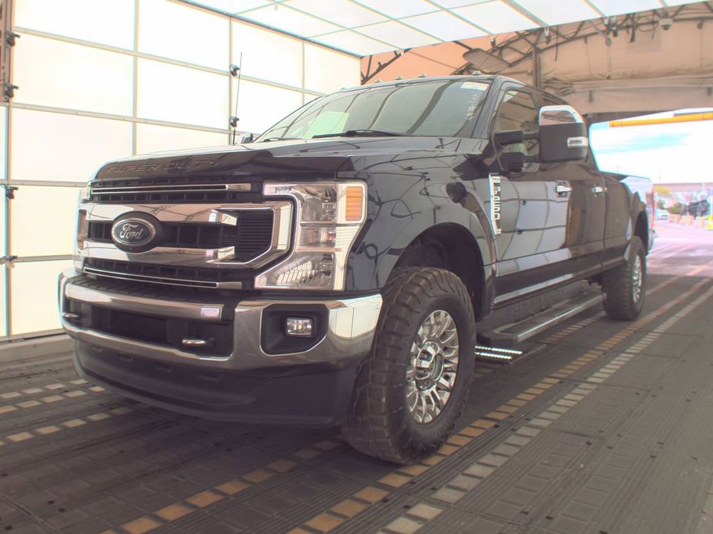 Used 2022 Ford F250 XLT w/ XLT Premium Package AWD/4WD image 1