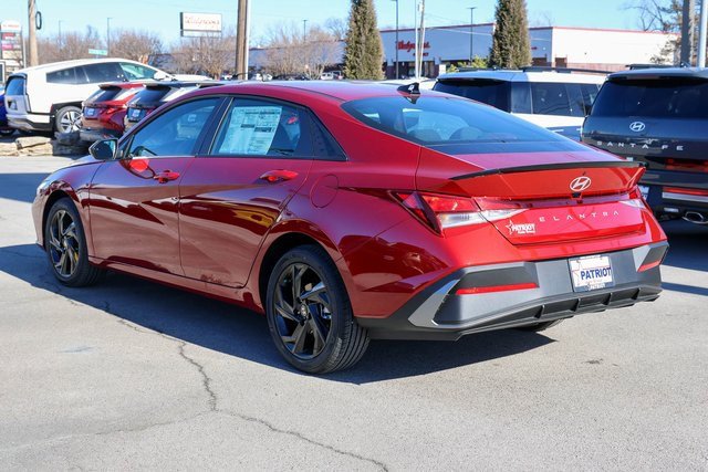 New 2026 Hyundai Elantra Sport image 3