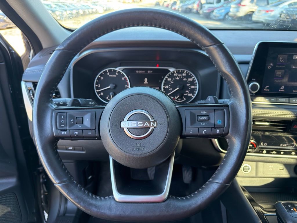 Used 2023 Nissan Rogue SV w/ SV Premium Package image 19