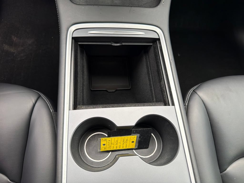 Used 2021 Tesla Model Y Long Range AWD/4WD image 19