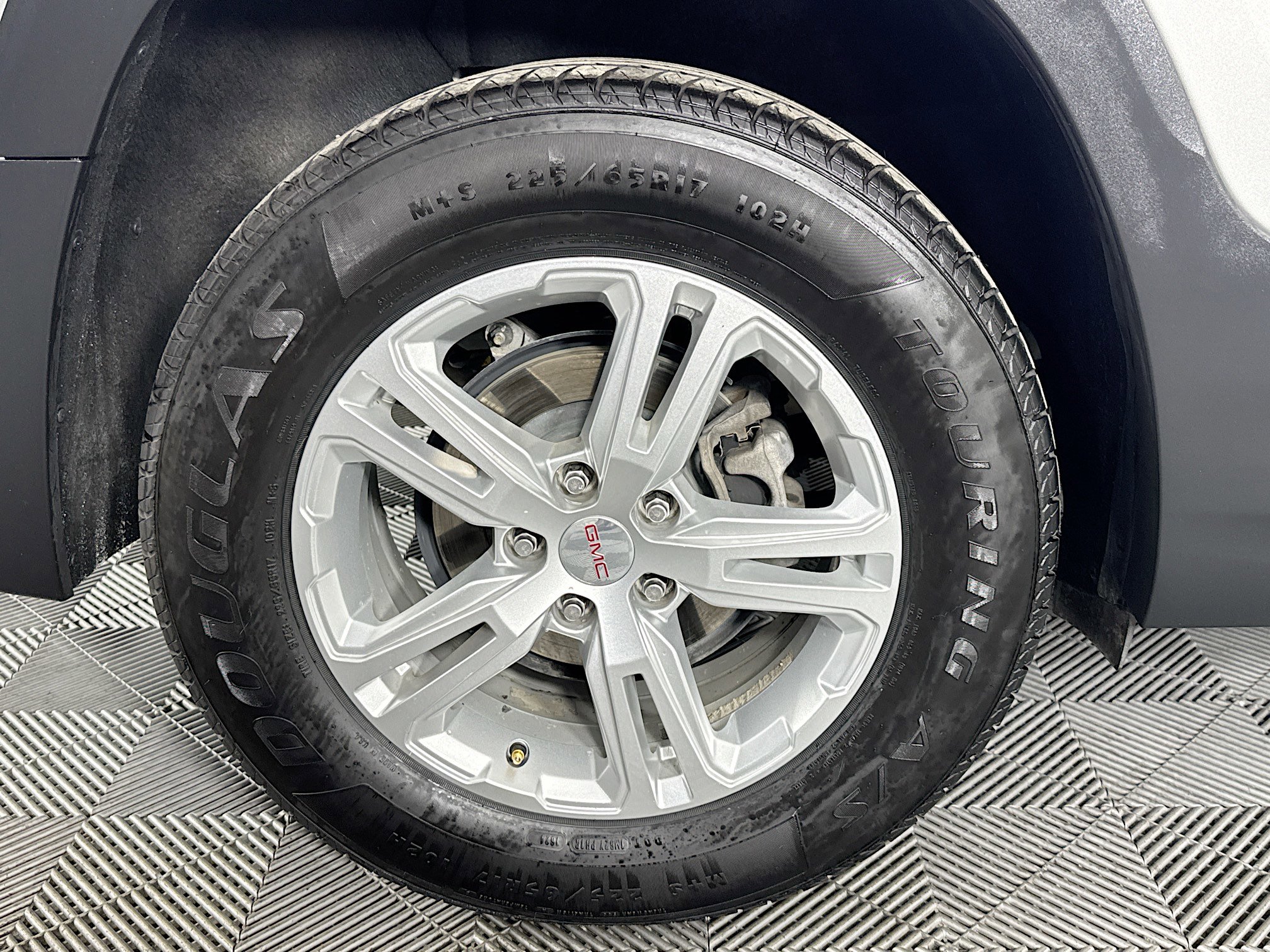 Used 2018 GMC Terrain SLE w/ Driver Convenience Package image 32