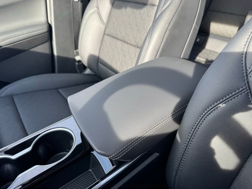 New 2026 Chevrolet Equinox LT w/ Convenience Package II image 19