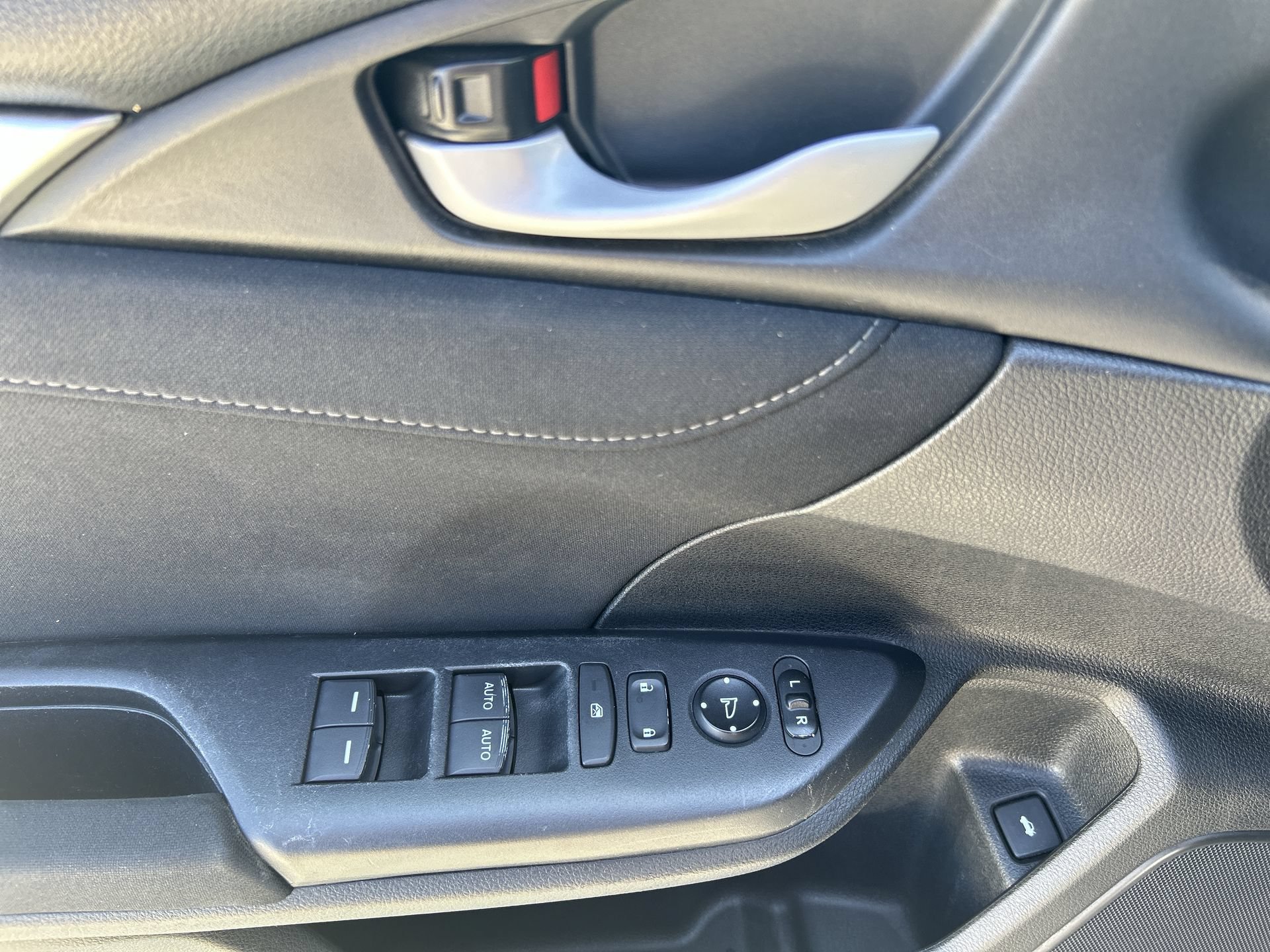 Used 2017 Honda Civic EX image 15