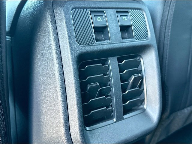 Used 2025 Ford Bronco Outer Banks image 25