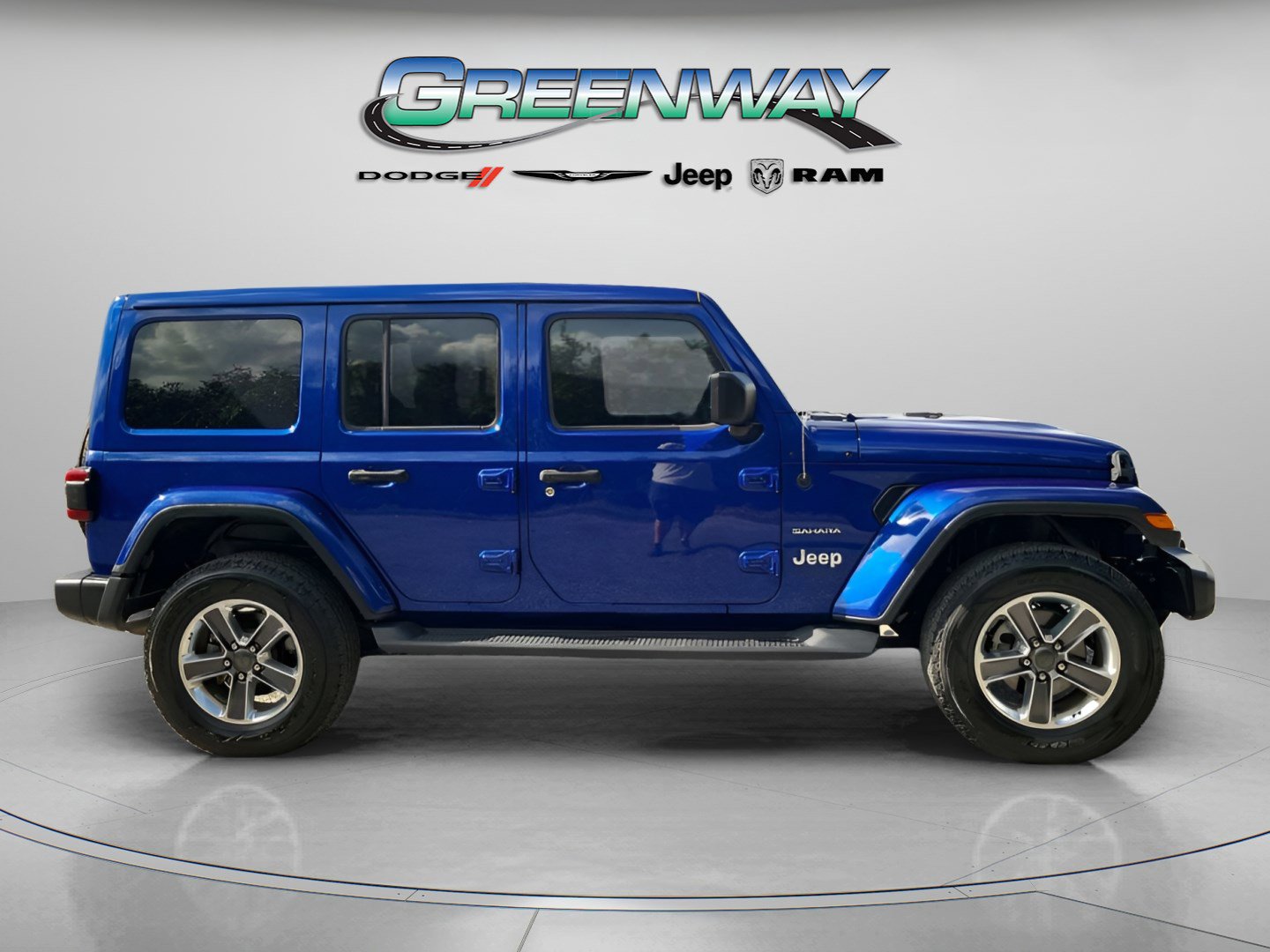 Used 2020 Jeep Wrangler Unlimited Sahara image 3