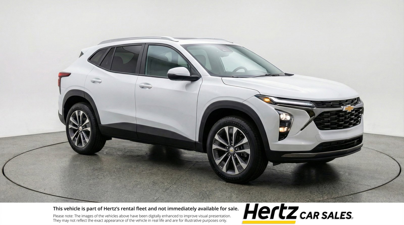 Used 2025 Chevrolet Equinox LT FWD image 1